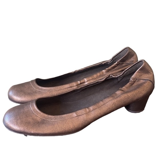 Stuart Weitzman Brown Leather Scrunch Slip On Comfort Ballerina Heel Size 7 ** - Picture 3 of 8